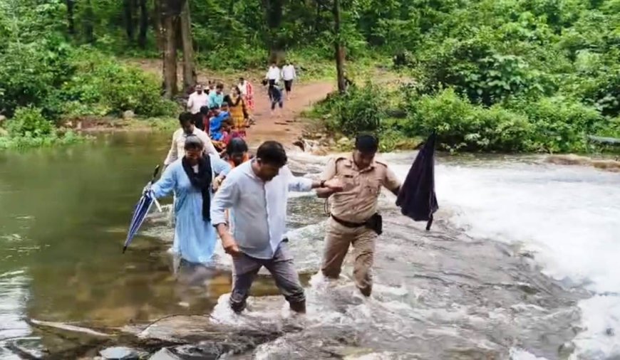 ଜିଲ୍ଲାପାଳ ହେବ ତ ଏମିତି l ନିଜ କାମ ପାଇଁ ଏବେ ସବୁଠି ପ୍ରଶଂସା